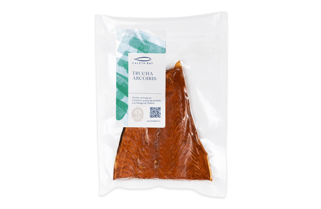 Trucha Arcoiris Ahumada En Caliente Porcion Con Piel Caleta Bay